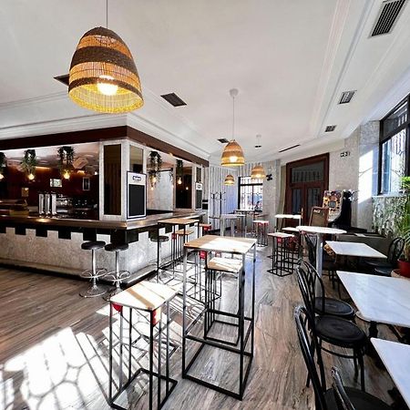 Aldaba Alameda Hotel Саламанка Екстериор снимка