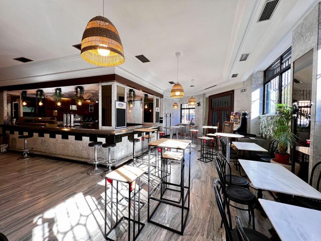 Aldaba Alameda Hotel Саламанка Екстериор снимка
